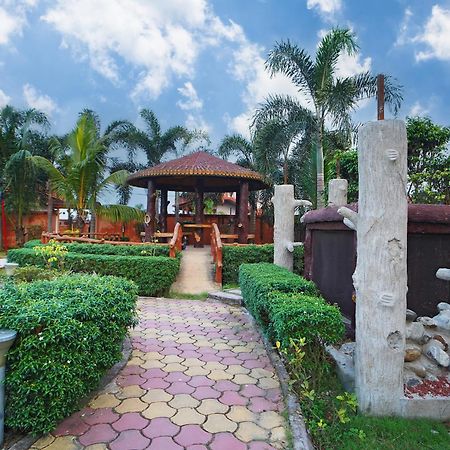 Gharana Resort !! Best Family Resort Near Kolkata With Swimming Pool !! Singur エクステリア 写真