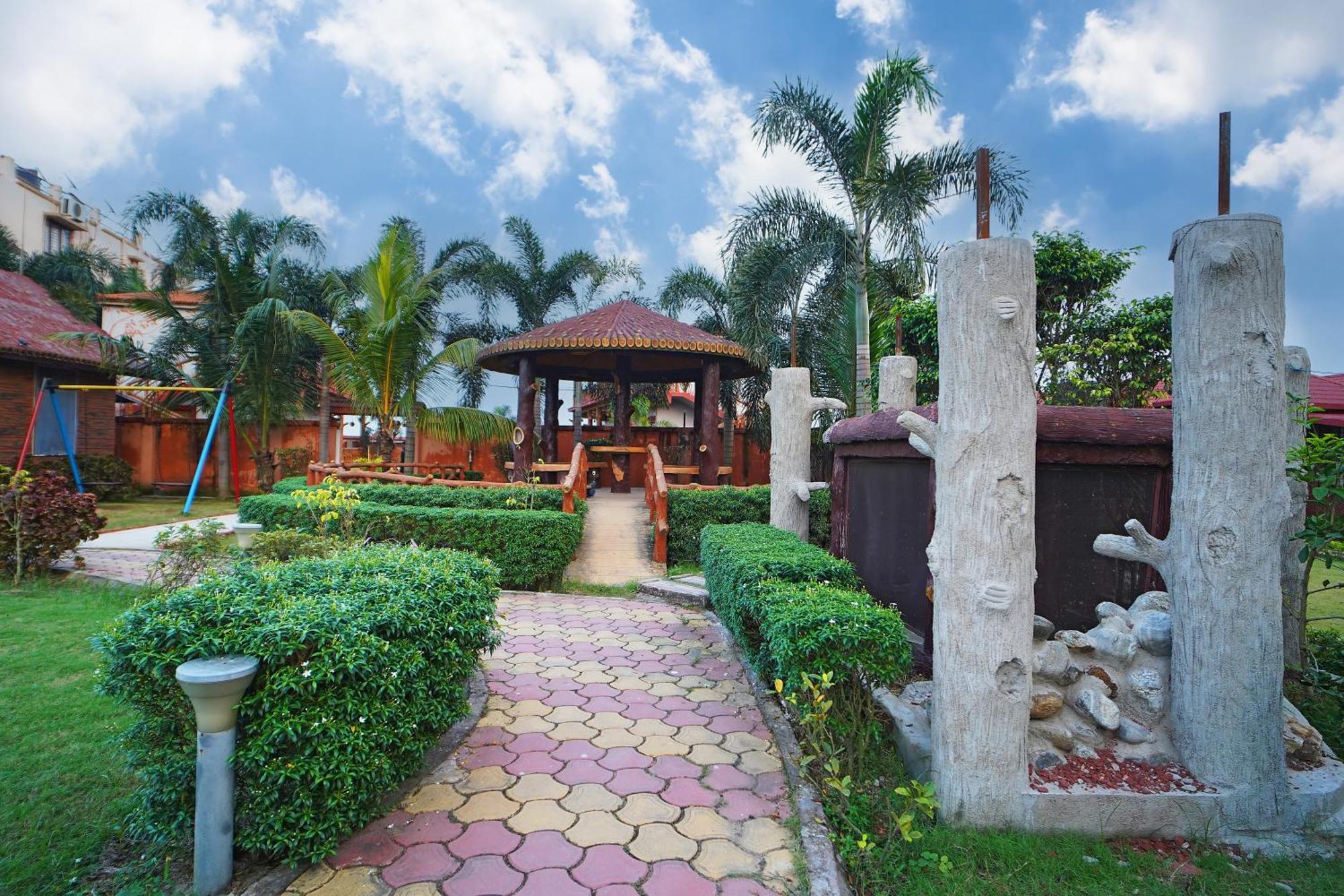 Gharana Resort !! Best Family Resort Near Kolkata With Swimming Pool !! Singur エクステリア 写真