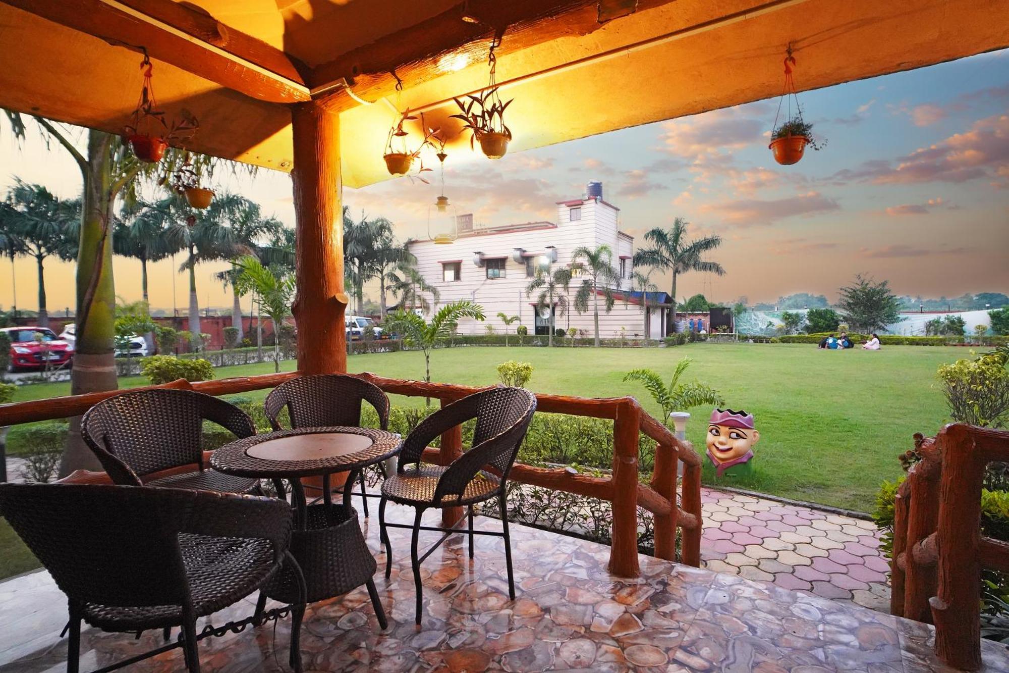 Gharana Resort !! Best Family Resort Near Kolkata With Swimming Pool !! Singur エクステリア 写真