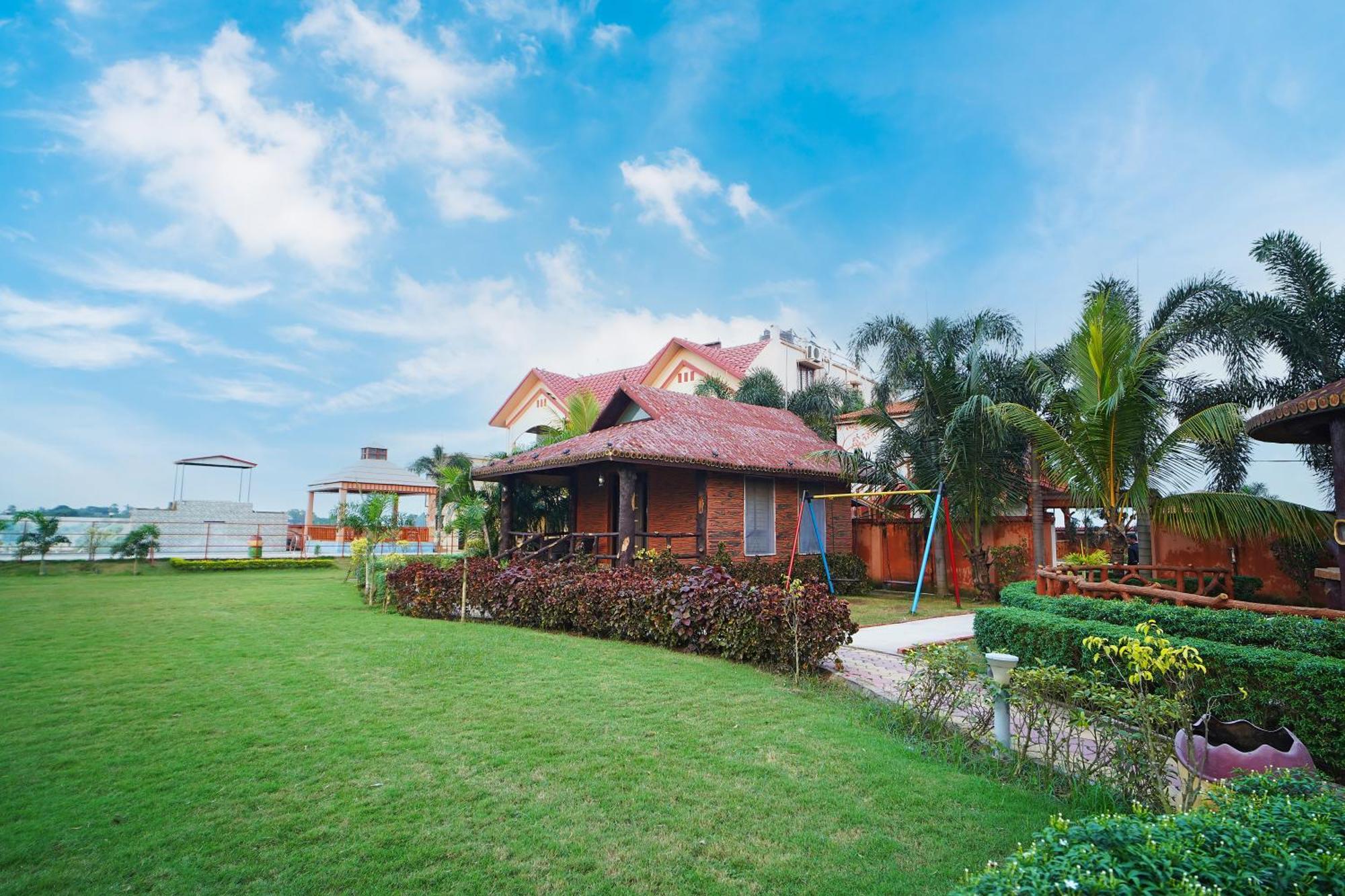 Gharana Resort !! Best Family Resort Near Kolkata With Swimming Pool !! Singur エクステリア 写真