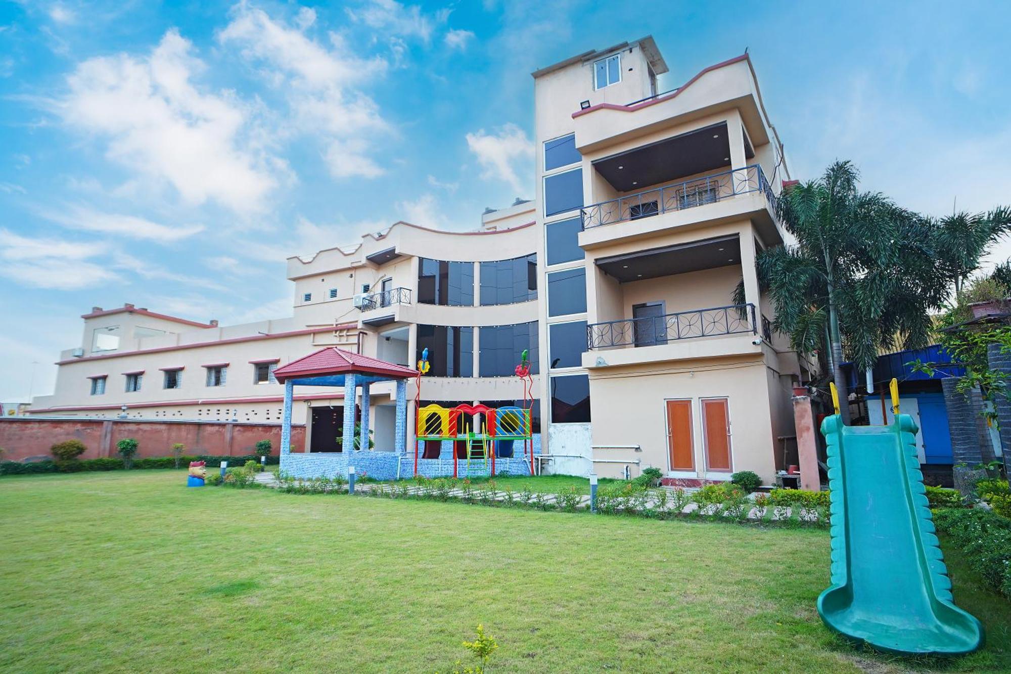 Gharana Resort !! Best Family Resort Near Kolkata With Swimming Pool !! Singur エクステリア 写真
